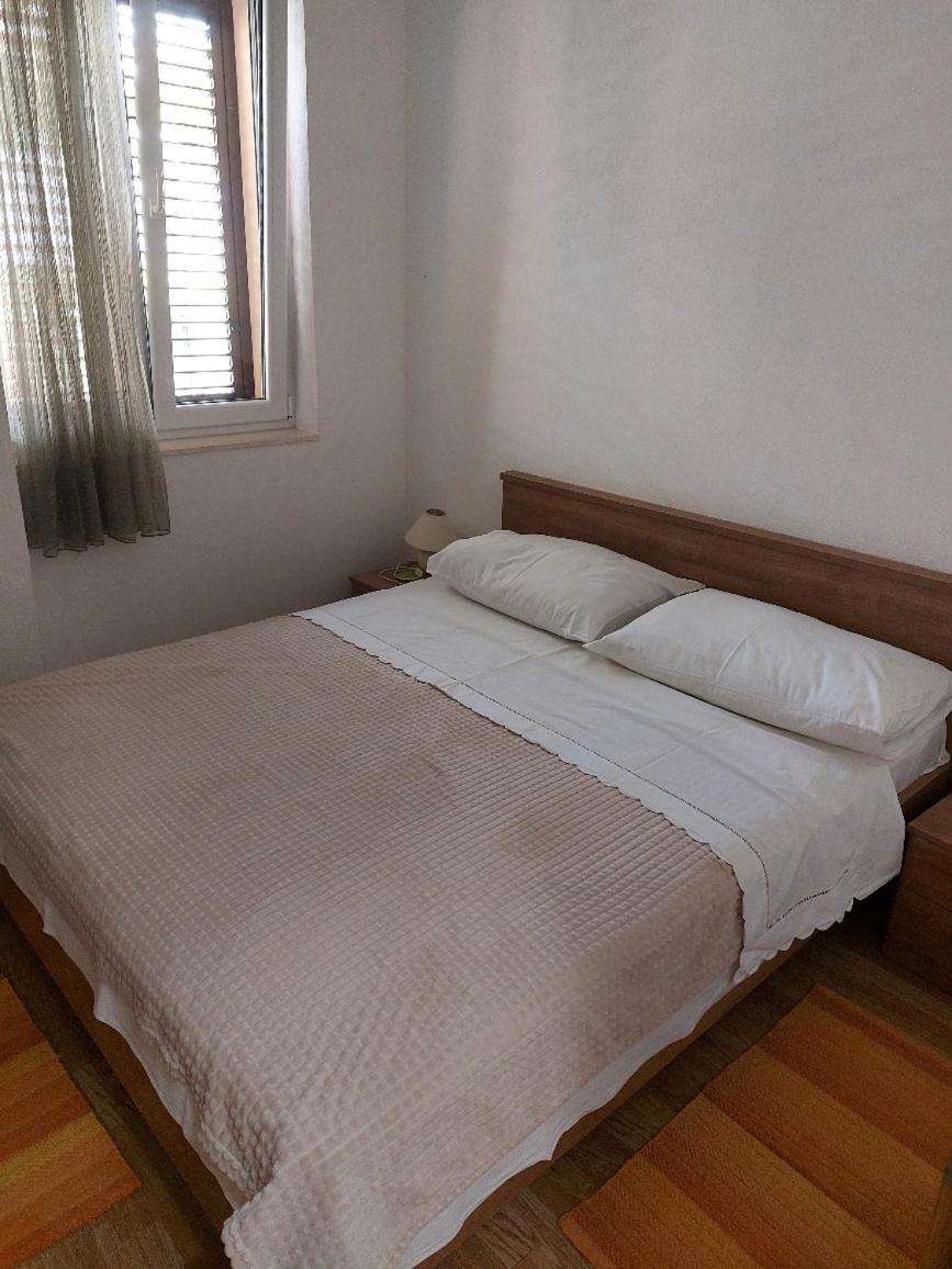 Nela Appartement Jelsa (Hvar)