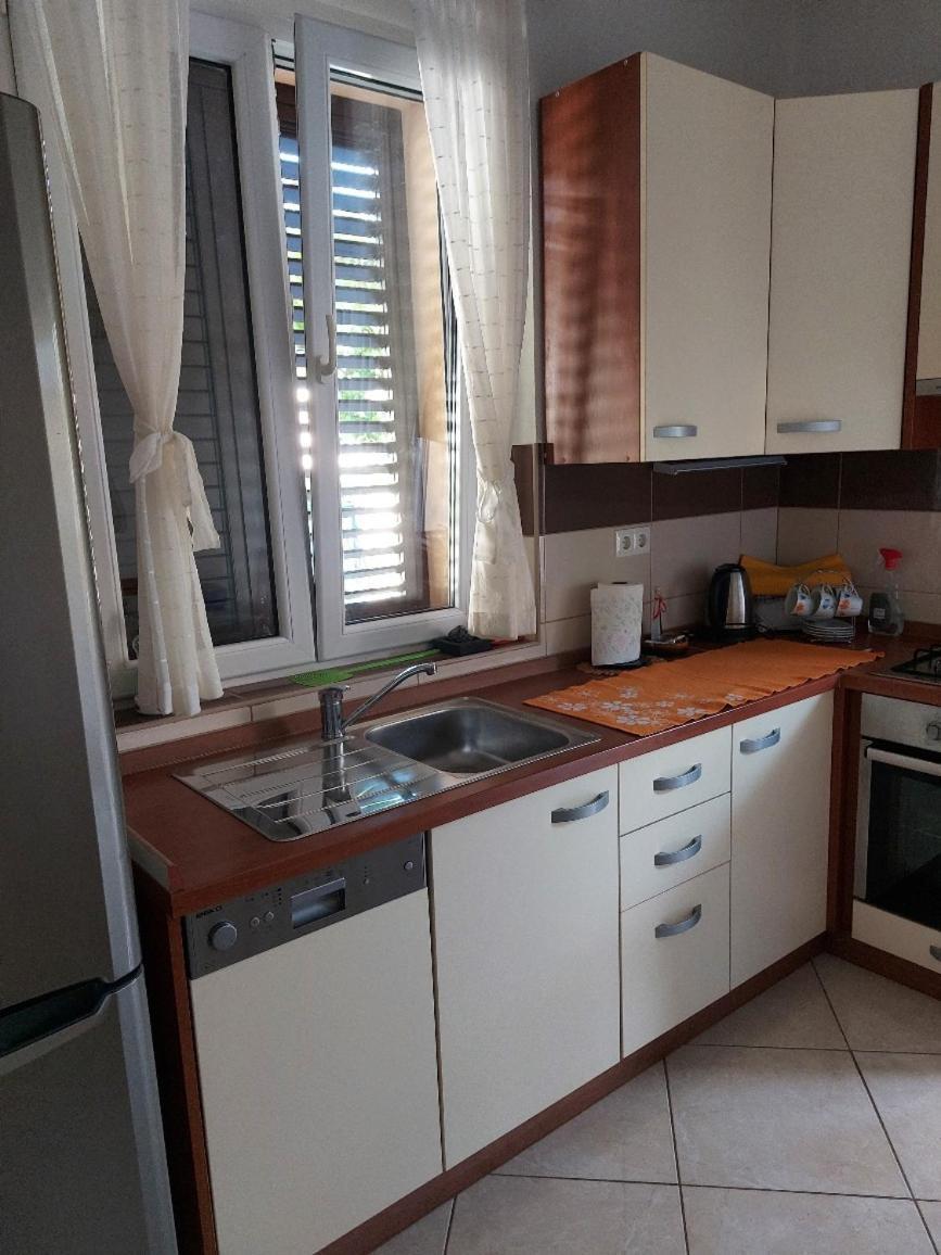Nela Appartement *